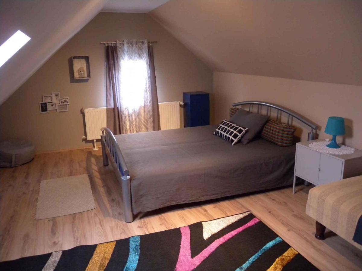 Apartments In Balatongyoeroek 34590 Екстериор снимка